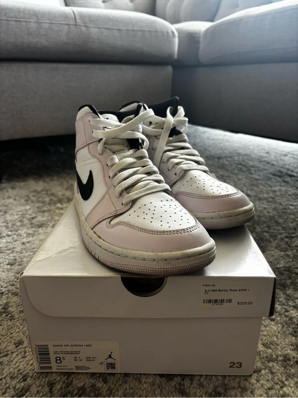 Nike Women’s Air Jordan 1
